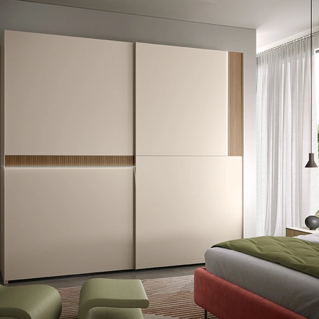 Armadio 17B con ante scorrevoli di Corso 11