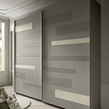 Armadio 18A con ante scorrevoli di Corso 11