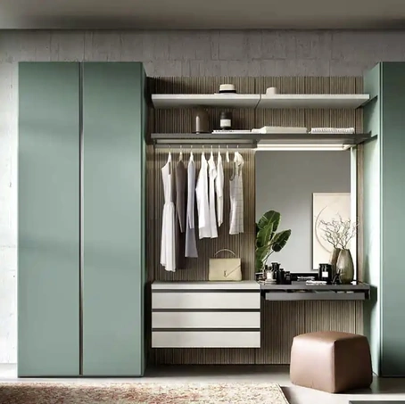 Armadio con ante battenti Utility Bora U457 di Moretti Compact Giorno Notte