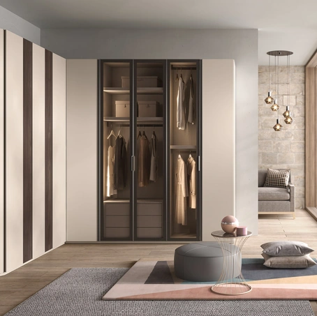 Armadio 60 ad angolo in laccato e vetro con inserti in materico con ante battenti di Corso 11