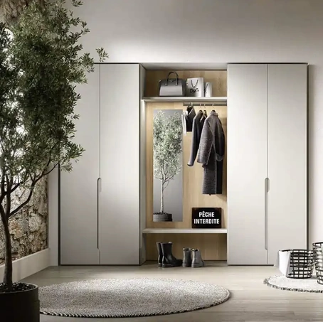 Armadio con ante battenti Utility Ambra U456 di Moretti Compact Giorno Notte