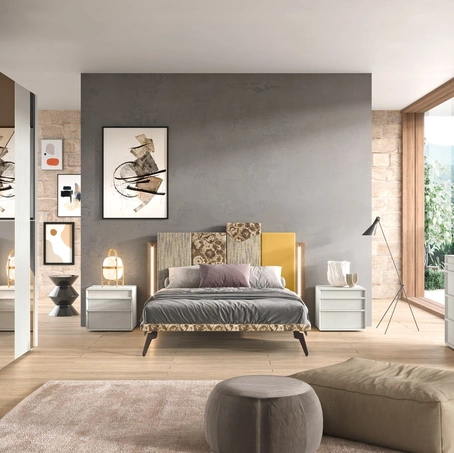 Letto con testiera asimmetrica a pannelli rivestiti in tessuto Composizione 03 di Corso 11