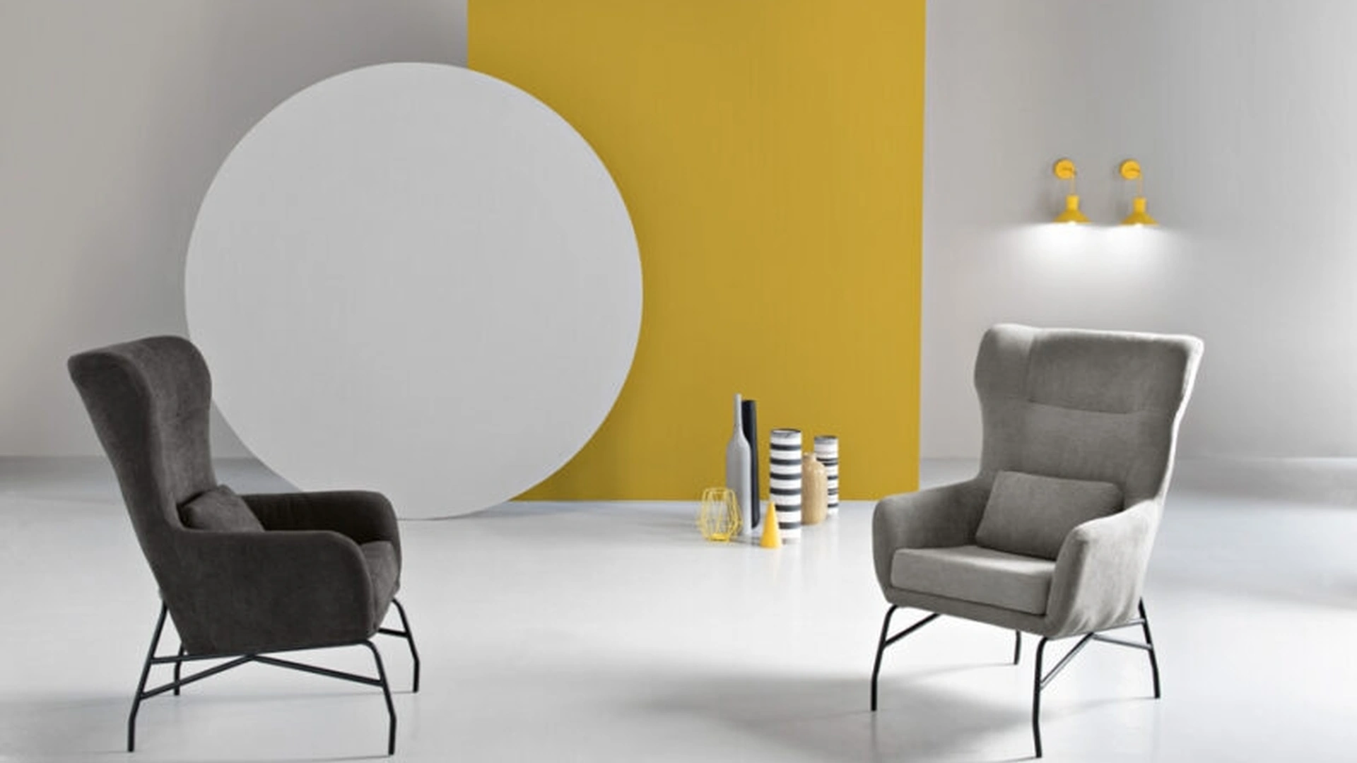 Poltrona Fry in tessuto imbottito di Ikone Casa