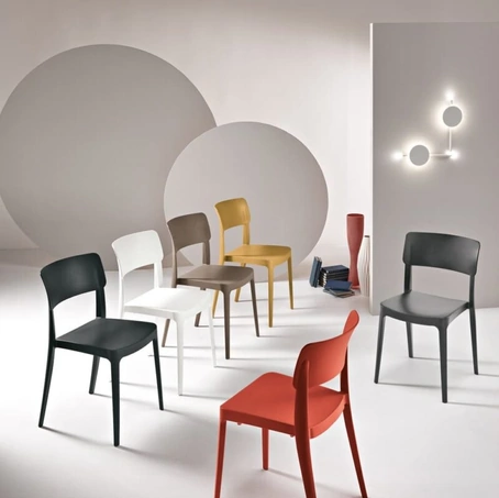 Sedia in polipropilene Fra di Ikone Casa