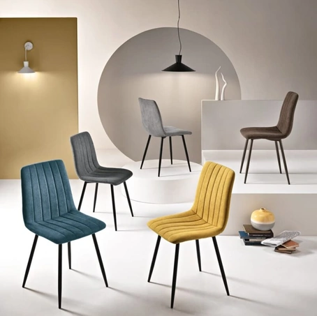 Sedia Kole in tessuto imbottito di Ikone Casa