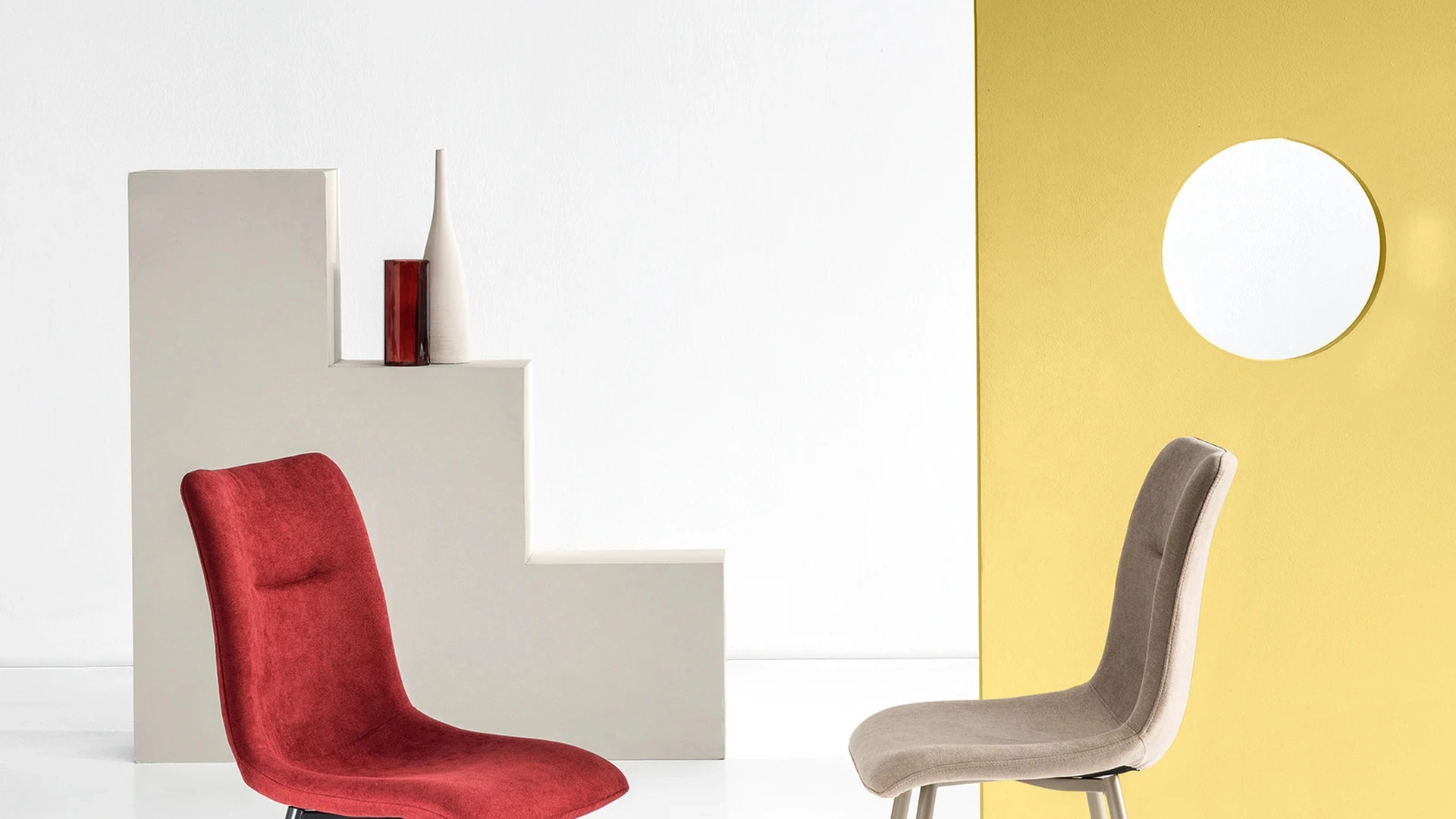 Sedia imbottita Mandy di Ikone Casa