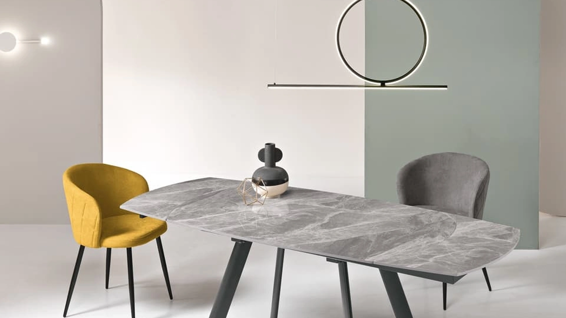 Tavolo allungabile Bud in pietra sinterizzata di Ikone Casa