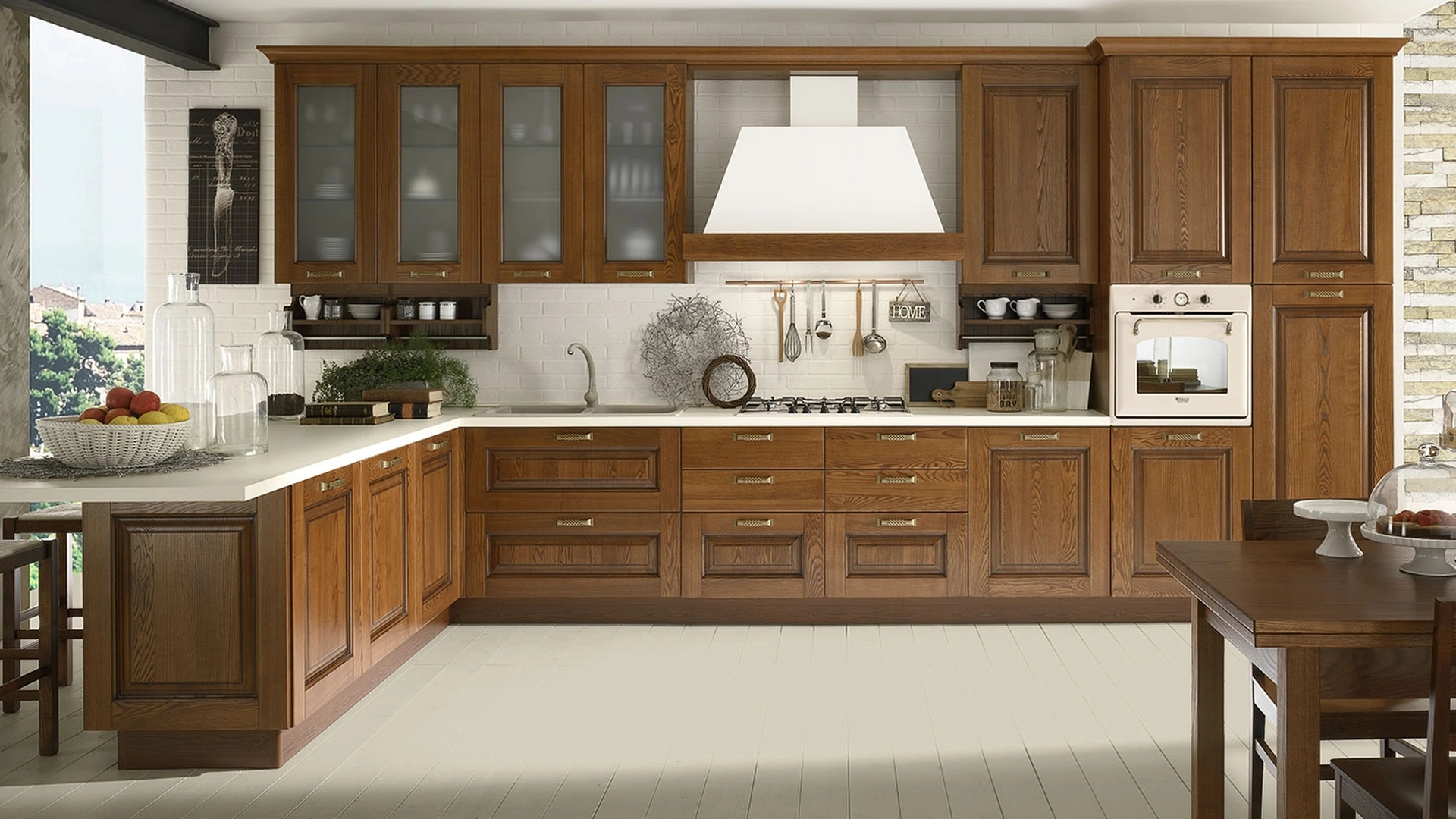 Cucina Classica con penisola Telma in massello di Frassino finitura Noce di Evo Cucine